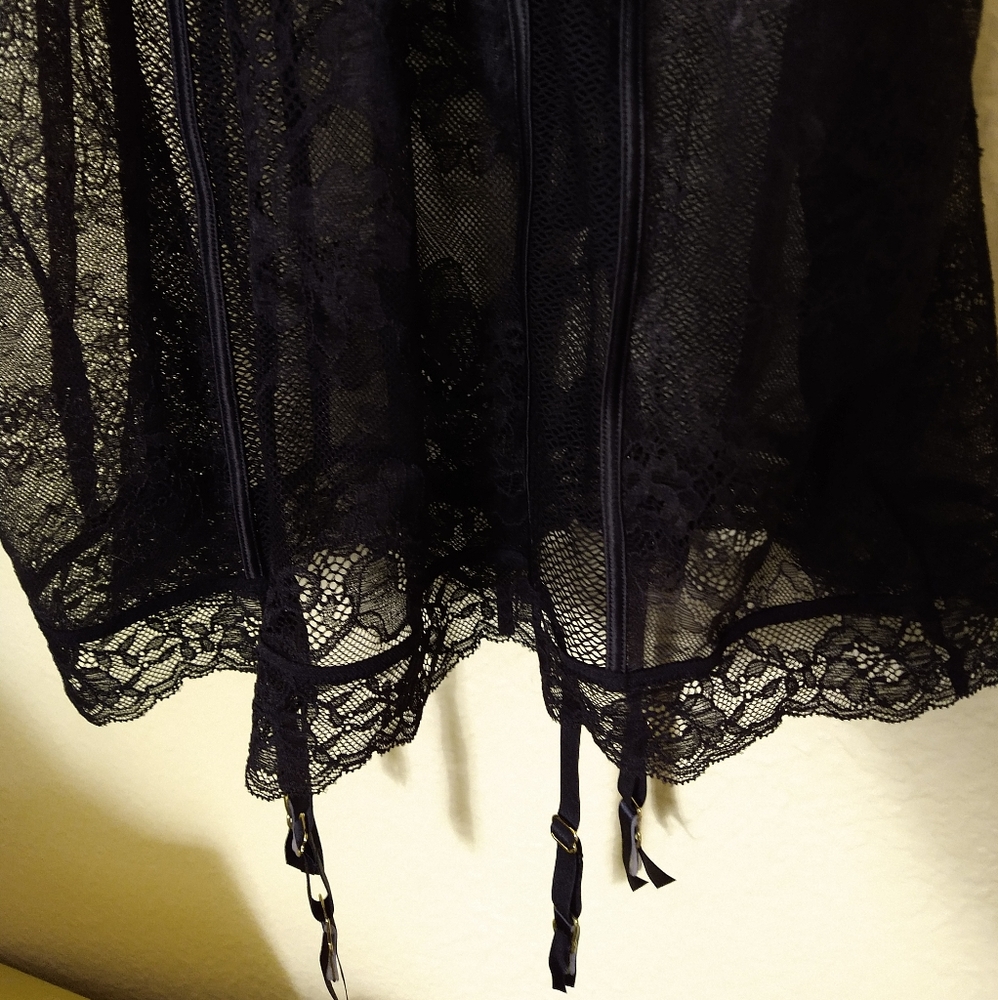 Victoria's Secret Black One-piece Garter Lingerie NWT - Picture 10 of 11